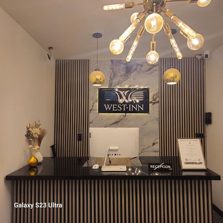 Hotel West Inn Μπογκοτά Εξωτερικό φωτογραφία